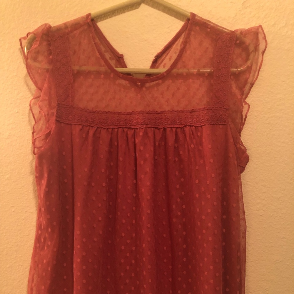Lacy pretty top!